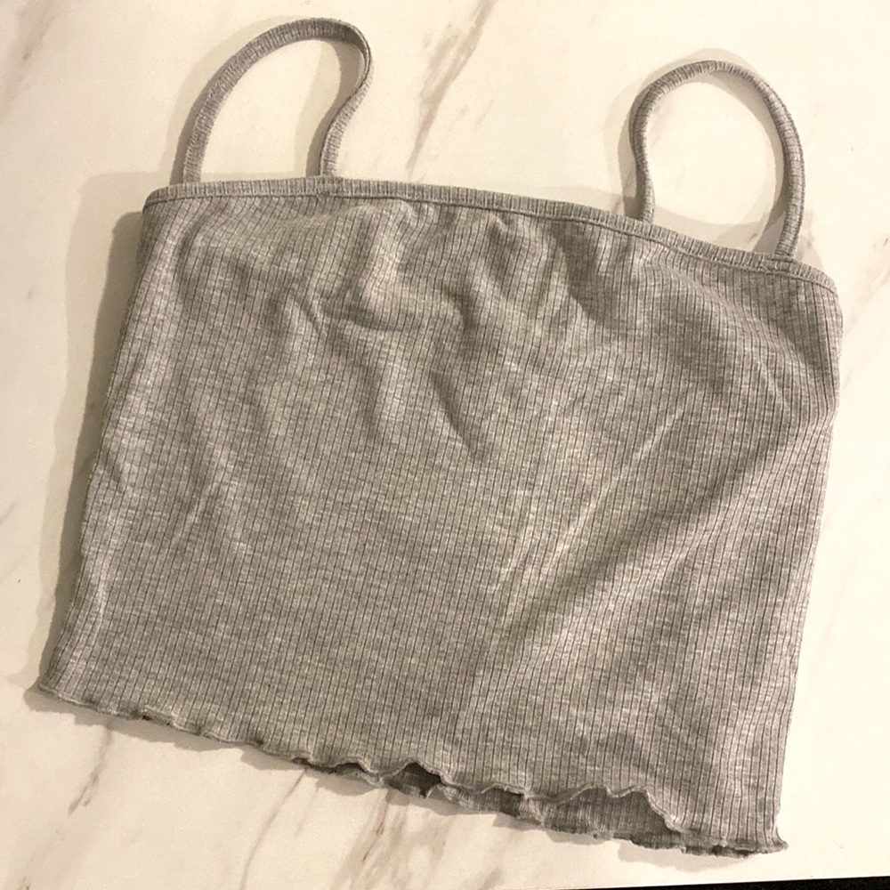 💫NWOT💫 FOREVER 21 Ribbed Scallop Edge Crop Tank